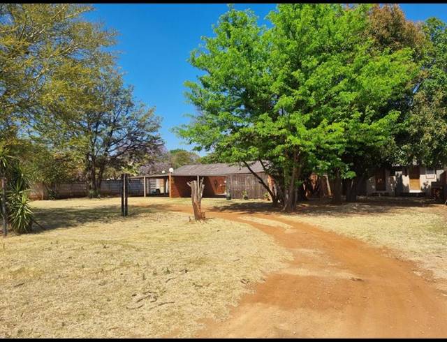 FARM FOR SALE IN MONAVONI AH